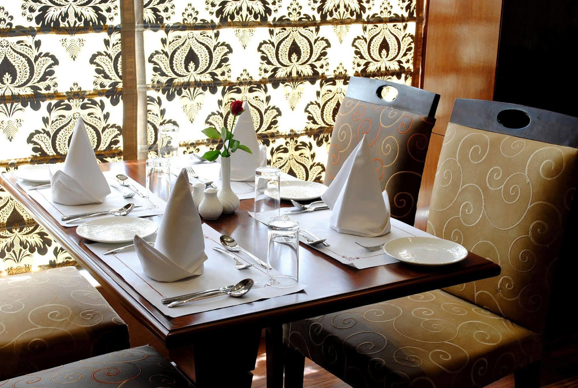 Libra - Boutique Hotel Jaipur Buitenkant foto